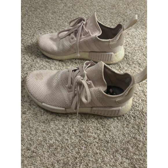 Women’s Baby Pink Adidas NMD size 8 (small stain on toe of shoe) - Picture 4 of 7